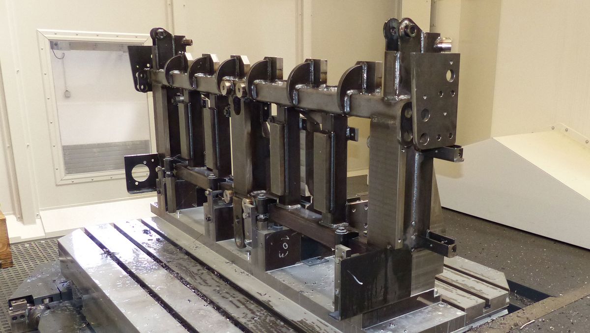 Ulmer Maschinenteile 采用的 HELLER 解决方案